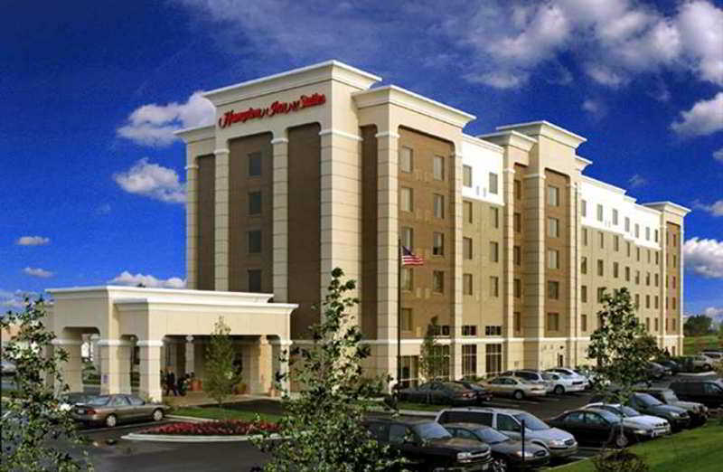 Hampton Inn & Suites Cleveland-Beachwood Exterior photo